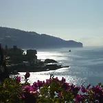 Oceanfront Funchal (Madeira)