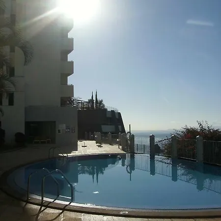 Oceanfront Lägenhet Funchal (Madeira)