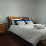 Oceanfront Apartman *