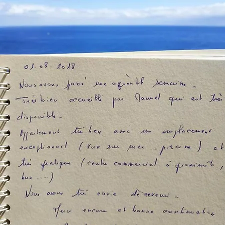 Oceanfront Apartament